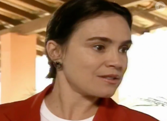 Em 'História de Amor': Helena chama atenção das cenas estúpidas de Joyce