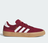 O visual retrô do Busenitz Vulc II voltou com força e prova que o tênis skate dos anos 2010 pode sim ficar elegante até com jeans largo e blazer estruturado