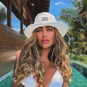 Ao longo de sua carreira, Rafaella Santos 'mudou de rosto' diversas vezes. Vamos ver seu antes e depois!