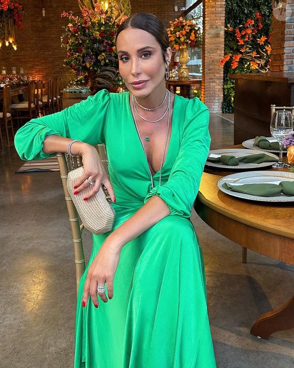 Carol Marra fez preenchimentos nos lábios, mas se arrependeu e tirou