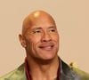 The Rock disse que Rocky Johnson, seu pai, um wrestler, não ganhava muito com o trabalho