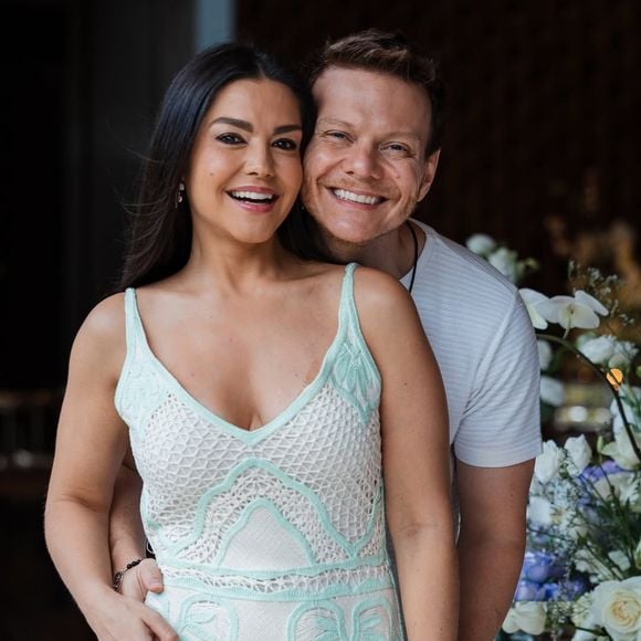 Thaís Fersoza e Michel Teló celebram aniversário da atriz em clima intimista e familiar; cantor se declara: 'Ela é a rainha da casa, o nosso porto seguro'