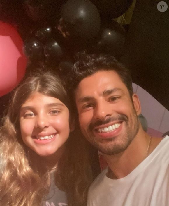 Cauã Reymond é pai de Sofia, do relacionamento com Grazi Massafera.