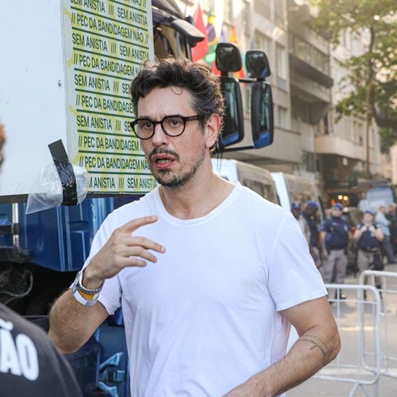 João Vicente de Castro também participou da manifestação em Copacabana, no Rio de Janeiro
