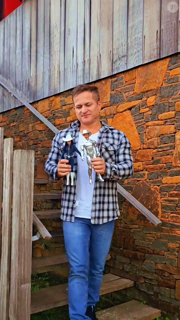 Vanio Tomé aceitou fazer uma parceria com Ana Castela, ou seja, daria os bonecas em troca da divulgação de seu trabalho nas redes sociais da cantora