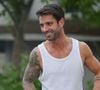 Kivanç fica de olho em Irmak na novela 'Coração de Mãe'