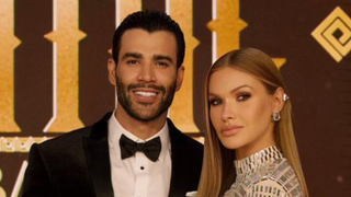 Andressa Suita revela que não está grávida do 3º filho com Gusttavo Lima e esclarece foto com mão na barriga: 'Apenas uma...'