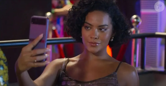 Maria de Fátima (Bella Campos) foi ao show de Lady Gaga; ação de Corona para a novela Vale Tudo