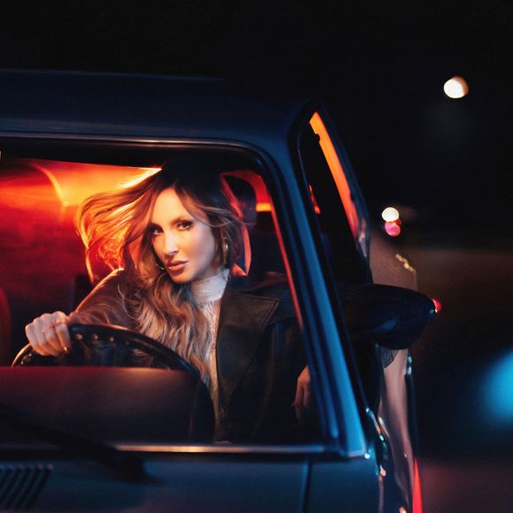 Claudia Leitte é constantemente atração de micaretas voltadas para o público LGBTQIAPN+. Mesmo assim, a artista sofre com críticas de maior parte da comunidade