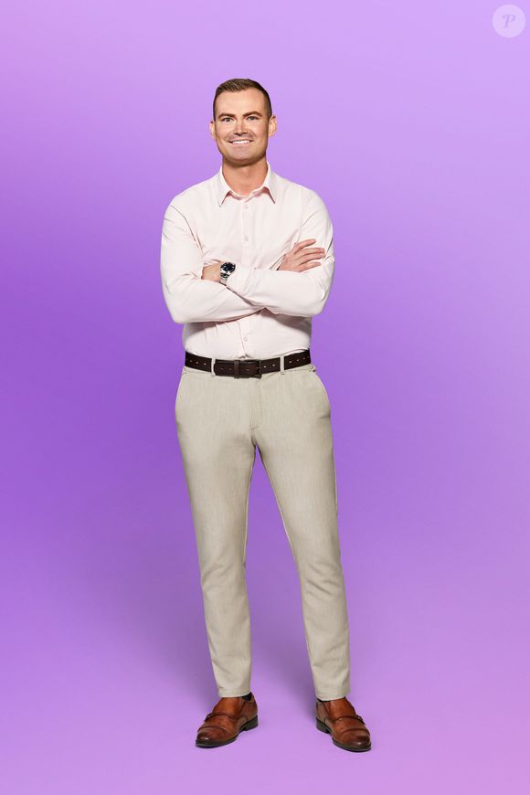 Brian, 30, Proprietário de bar de vinhos