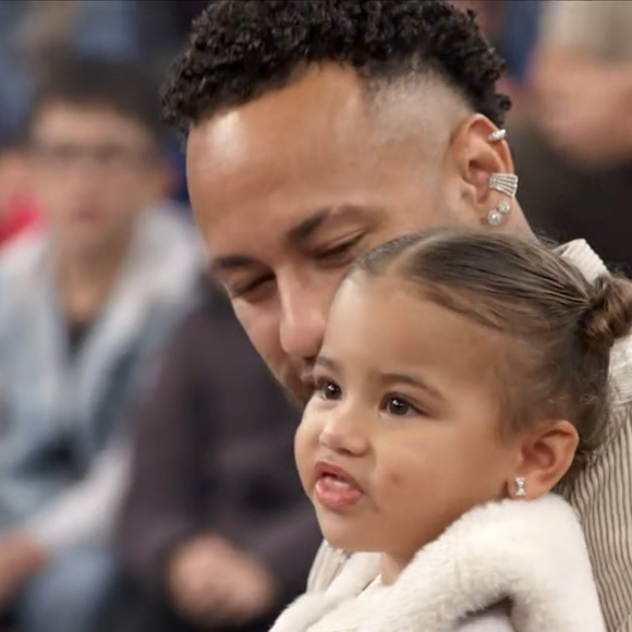 Neymar viu a filha Mavie ser alvo de ataques racistas na web em 2025