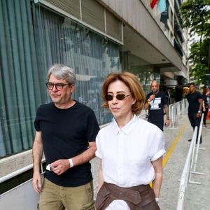 Fernanda Torres foi ovacionada em seu discurso contra o Congresso