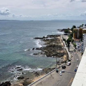 Wagner Moura, indicado ao Oscar 2026 por 'O Agente Secreto', mora em Salvador com vista privilegiada