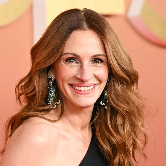 2025: Julia Roberts completou 57 anos assim... belíssima