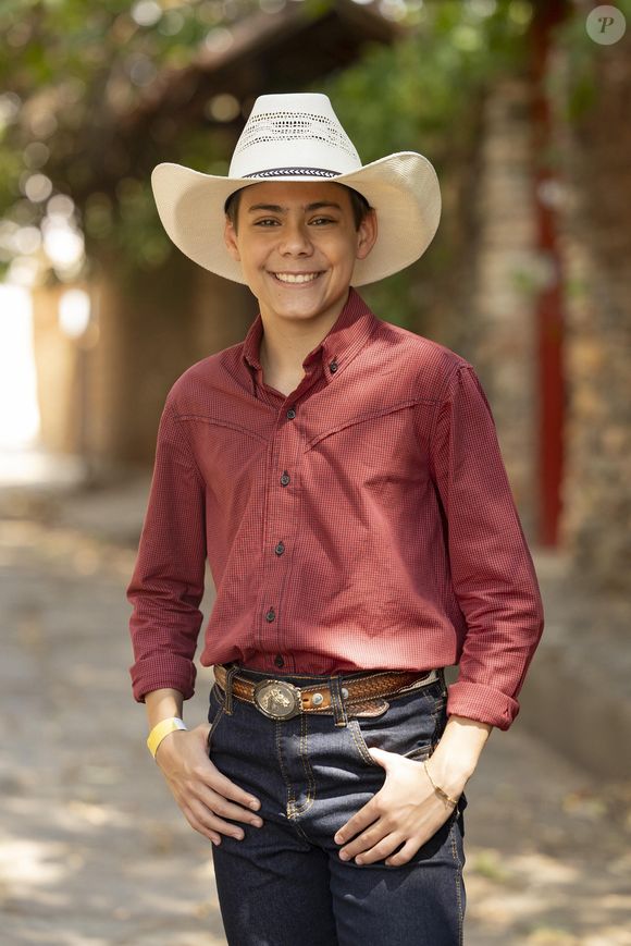 Rafael Rara é João Raul em Coração Acelerado, novela da Globo