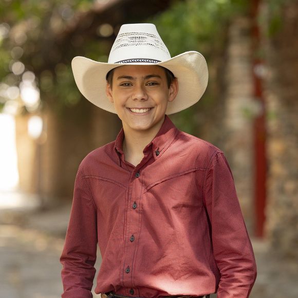 Rafael Rara é João Raul em Coração Acelerado, novela da Globo