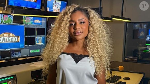 Quando Cariúcha volta ao 'Fofocalizando'? Apresentadora do SBT explica período fora do ar após polêmica sobre agressão