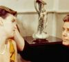 Novela 'Tieta': Ascânio (Reginaldo Faria) se envolve com Leonora (Lídia Brondi).