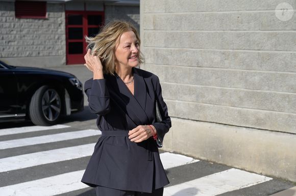 Flora Pérez começou a se relacionar com o bilionário quando era funcionária da Inditex, um conglomerado de empresas têxteis que concentra a Zara e outras marcas famosas