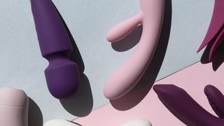 Qual é a idade para iniciar o uso de vibradores? Em meio à polêmica de Claudia Raia, especialista indica como introduzir assunto com os filhos