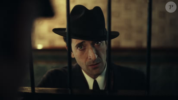 Temporada 4, Episódio 1: A chegada da máfia siciliana e o início de uma vingança