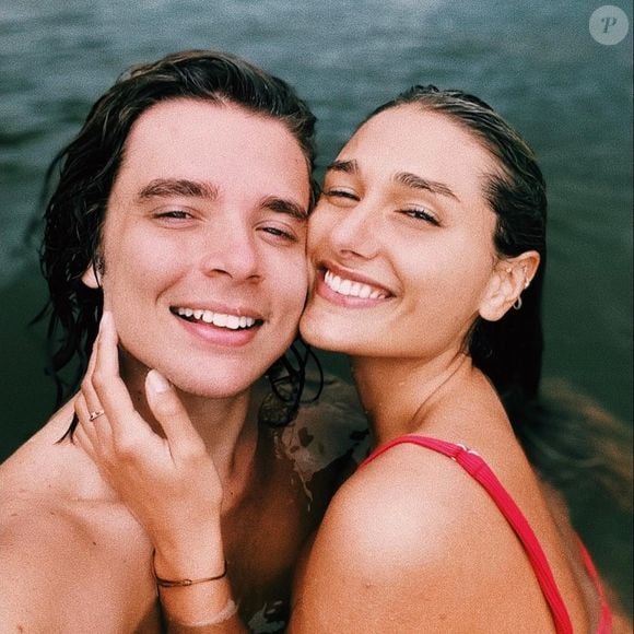 João Lucas e Sasha se casaram em 2021 e, na época, o cantor mantinha o mesmo visual