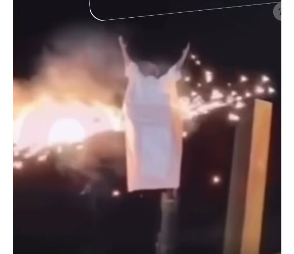 Henri Castelli e nenhum outro ator ou espectador se feriu após problema com efeito pirotécnico em encenação da Paixão de Cristo