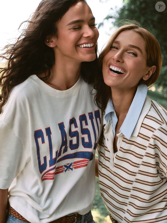 Bruna Marquezine e Sasha Meneghel mostram sintonia e afeto em clique espontâneo que celebra anos de amizade verdadeira