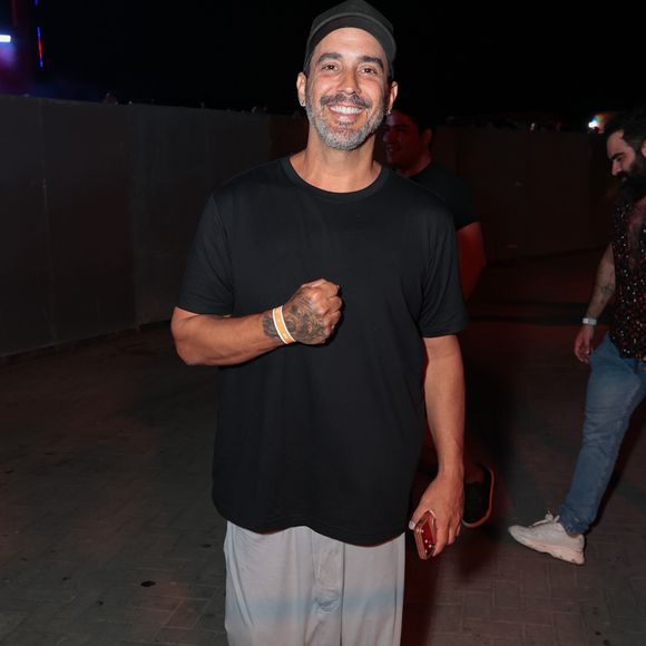André Marques também foi conferir a turnê “Ivete Clareou” e marcou presença entre os famosos que passaram pelo local
