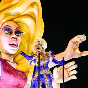 Carnaval 2025 em SP: Estrela do Terceiro Milênio trouxe Salete Campari em um dos carros