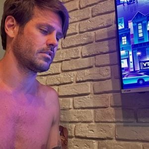 Dado Dolabella sofreu um acidente de trânsito na madrugada deste sábado (20) e foi acusado de ter fugido do local