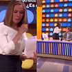 'Me sinto absolutamente humilhada. Aguentei muito tempo': quem é a jornalista espanhola que abandonou TV ao vivo dizendo que 'preferia comer m...'; veterana é natural da Galícia e formada na Universidade de Santiago de Compostela