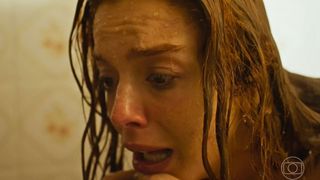 Resumo ALTERADO de 'Dona de Mim' (24 a 27 de setembro): Abalada, Kami revela crime bárbaro a Ryan e sofre novo contato do abusador