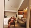 Lingerie transparente de Flávia Alessandra deixou os seios da atriz à mostra