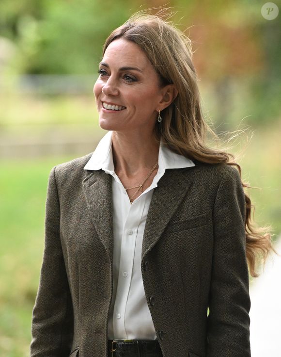 Kate Middleton loira: ‘Eu disse: ‘Eu gosto do seu cabelo, está muito mais claro’. E ela respondeu: ‘Costumava ser castanho, mas ficou mais claro por conta do sol’’, relata Su Pollard