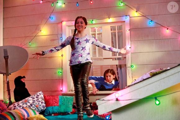 2012: Jenna Ortega ainda criança, aos 10 anos, durante as gravações da série 'A Irmã do Meio'