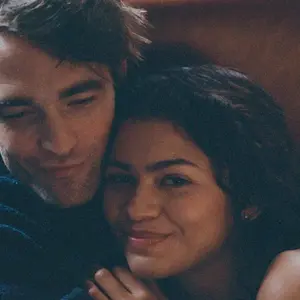 Foto oficial de O Drama ganha novo significado após revelações da trama e gera debate online