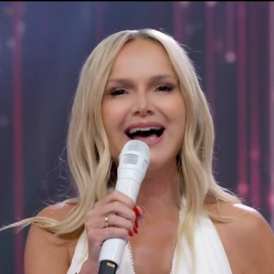 Eliana foi acusada de alfinetar o SBT ao reestrear nos domingos da Globo com o 'Em Família' após comandar o 'The Masked Singer Brasil'