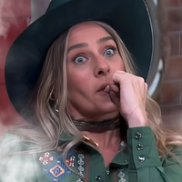 Maconha em 'A Fazenda 17'? Ex-BBB Nizam acusa dois peões de fumarem dentro do reality e ameaça denunciar à produção; assista