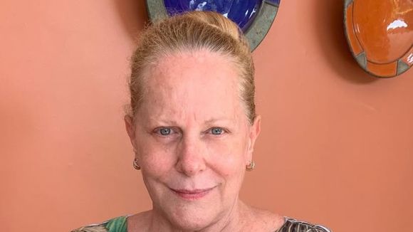 Abacaxi, sal e raspas de limão: uma receita refrescante e simples de copiar de Lucinha Lins, a Estela da novela 'A Viagem', vai salvar sua dieta