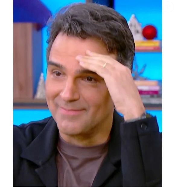 Tadeu Schmidt revela que o transplante capilar deu um ‘up’ em sua autoestima