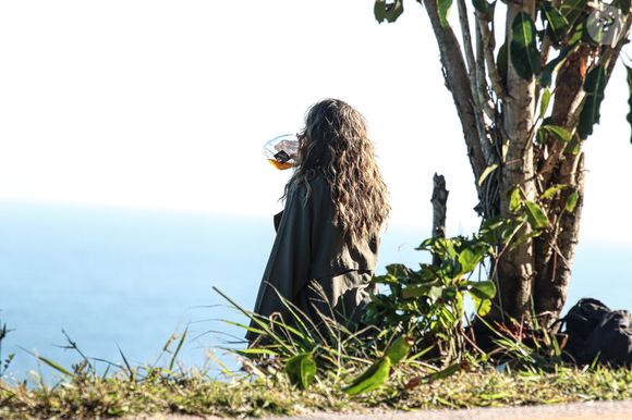 Heleninha à beira do penhasco: Paolla Oliveira grava sequência dramática que antecipa surpresa na reta final da novela