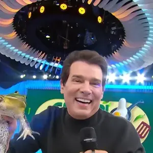 Celso Portiolli capturou a rã após o bichinho escapar no quadro ‘Cardápio Surpresa’