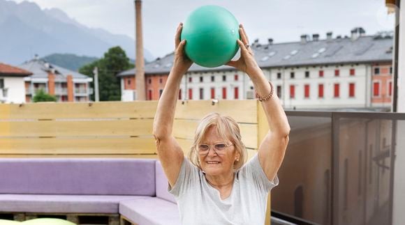 O Pilates é um dos métodos de exercício mais indicados para quem tem acima de 70 anos; prática é uma ótima forma de manter condicionamento físico, sem impacto excessivo