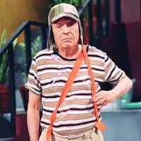 'Dor será minha companheira para o resto da vida': há mais de 30 anos, 'Chaves' foi acusado de provocar morte trágica de criança e Silvio Santos recebeu dura carta da mãe