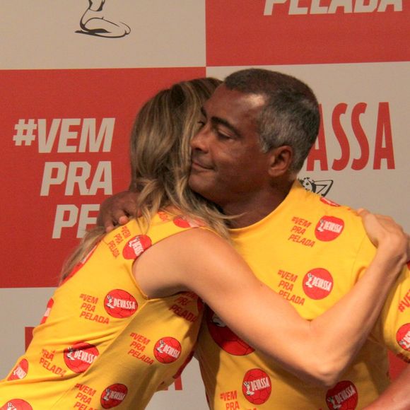 Grazi Massafera e Romário estrelaram campanha bem-humorada da Devassa