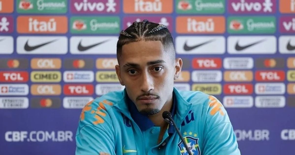 Jogador do Brasil na Copa 2026, Raphinha cortou relação com o próprio pai por conta de dinheiro? Polêmica envolve ainda mulher do jogador; entenda!
