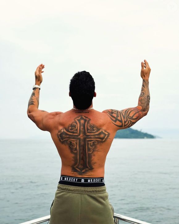 Gusttavo Lima publicou uma foto no feed de seu Instagram que aumentou ainda mais os rumores dos admiradores na web, sobre a possibilidade de uma nova gravidez de Andressa Suita.