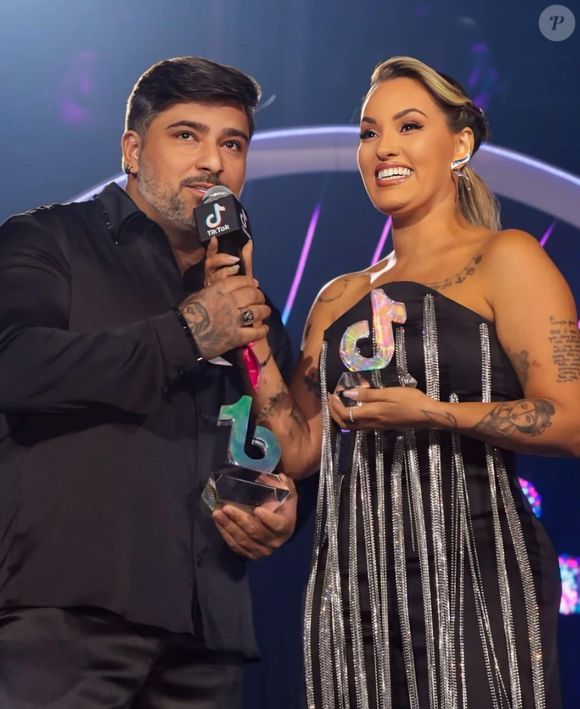 Seu Desejo ganhou o prêmio TikTok Awards em 2024 como o hit do ano