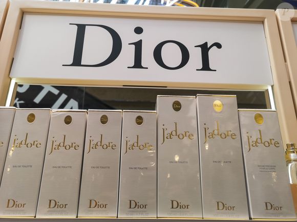 Perfume J'adore, da Dior, é um dos mais vendidos ao redor do mundo.